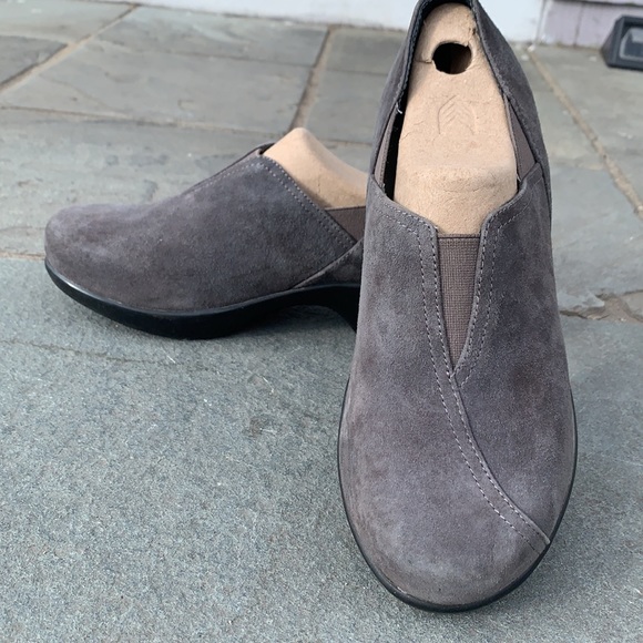 Dansko Clogs - Picture 6 of 7